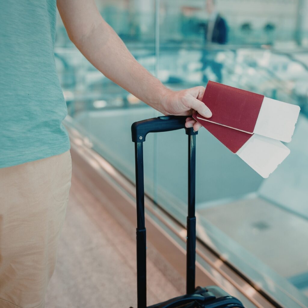 Wakacje.pl najbardziej medialnym biurem podróży stycznia. TUI z&nbsp;największą wartością reklamową